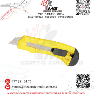 CUTTER CHICO MANGO DE PLASTICO